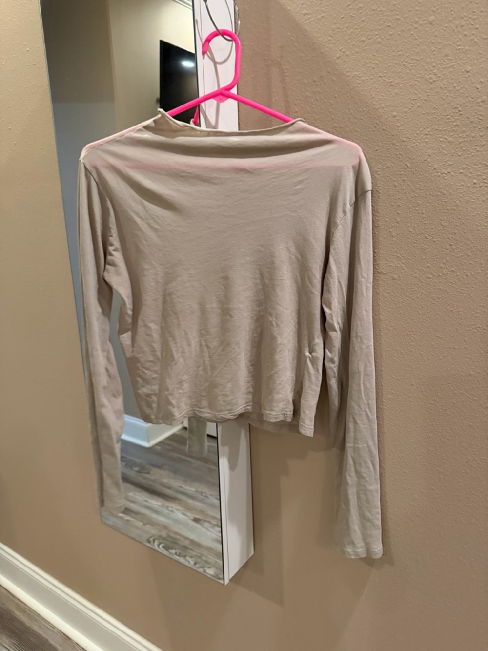 Zara Neutral Long-Sleeve Crewneck Top in Light Beige